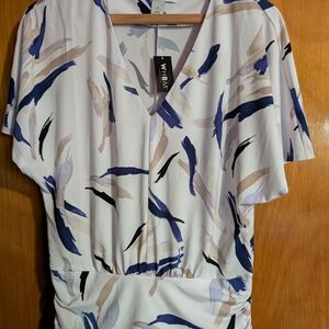 White House Black Market Women's V-Neck Printed Top - White and Blue